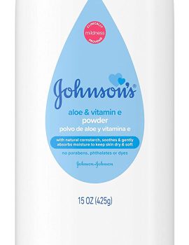 Johnson’s Baby Powder, Naturally Derived Cornstarch with Aloe & Vitamin E for Delicate Skin, Hypoallergenic and Free of Parabens, Phthalates, and Dyes for Gentle Baby Skin Care, 15 oz